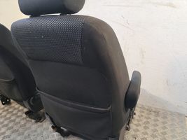 Toyota Corolla Verso AR10 Kit siège 