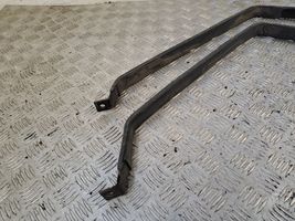 Toyota Avensis T250 Staffa di fissaggio del serbatoio del carburante 