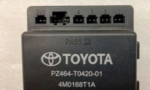 Toyota Corolla Verso AR10 Unité de commande, module PDC aide au stationnement 4M01168T1A