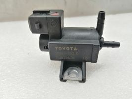 Toyota Corolla Verso AR10 Electrovanne Soupape de Sûreté / Dépression 