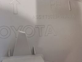 Toyota Verso B-pilarin verhoilu (yläosa) 7302302030A