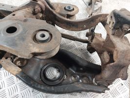 Toyota Avensis T270 Aizmugurējais tilts 4874005060