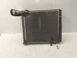 Toyota Avensis T270 Gaisa kondicioniera radiators (salonā) 