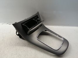 Toyota Avensis T250 Rivestimento in plastica cornice della leva del cambio 