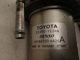 Toyota Avensis T250 Staffa/supporto di montaggio del filtro carburante 