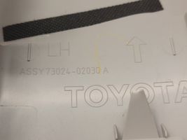 Toyota Verso (B) Revêtement de pilier (bas) 7313602030A