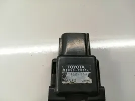 Toyota Corolla Verso AR10 Предохранитель реле аккумулятора 