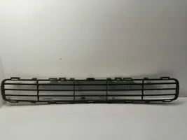 Toyota Avensis T250 Front bumper lower grill 