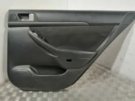 Toyota Avensis T250 Moldura del tarjetero de la puerta trasera 