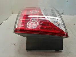 Toyota Avensis T270 Lampa tylna 