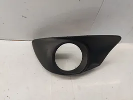 Toyota Verso Verkleidung Nebelscheinwerfer / Gitter vorne 
