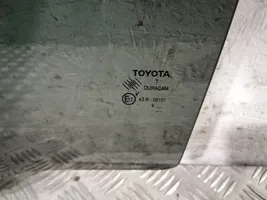 Toyota Verso Szyba drzwi tylnych 