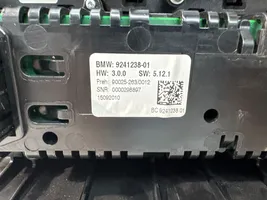 BMW 5 F10 F11 Climate control unit 9241238