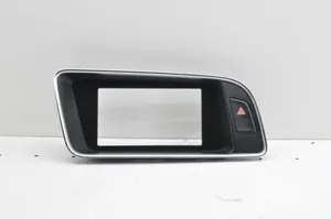 Audi Q5 SQ5 Radion/GPS-laitteen pääyksikön kehys 8R1857186N
