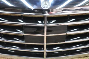 Mercedes-Benz S W222 Maskownica / Grill / Atrapa górna chłodnicy A2228800183