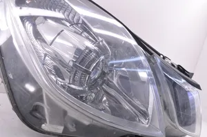 Mercedes-Benz E A207 Lampa przednia A2078205261