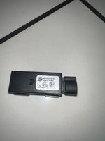 Skoda Fabia Mk3 (NJ) USB-pistokeliitin 5Q0035726M