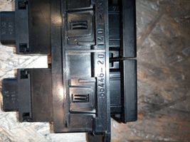 Toyota Avensis T220 Botón interruptor de luz de peligro 5544620140