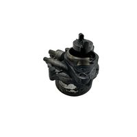 Opel Astra H Vacuum pump 55193232