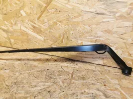 Toyota Avensis T250 Front wiper blade arm 6598