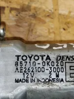 Toyota Hilux (AN10, AN20, AN30) Takaoven ikkunan nostomoottori 857100K020