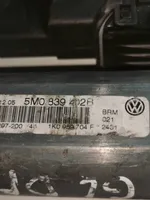 Volkswagen Golf Plus Elektryczny podnośnik szyby drzwi tylnych 5M0839402B