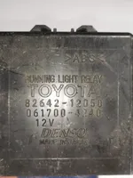 Toyota Hilux (AN10, AN20, AN30) Przekaźnik świateł dziennych 8264212050