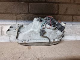 Mazda 121 Lampa przednia 0014095