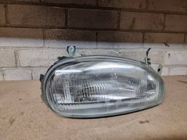 Mazda 121 Lampa przednia 0014095