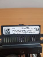 Mercedes-Benz GL X166 Relais de charge A0009822023