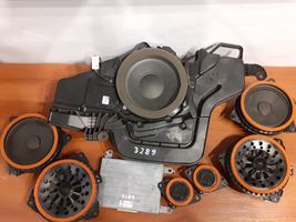 Toyota RAV 4 (XA40) Kit sistema audio 3289