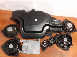 Toyota RAV 4 (XA40) Kit sistema audio 3289