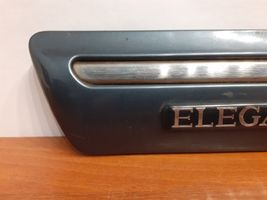 Mercedes-Benz E W210 Grill / Wlot powietrza błotnika przedniego A2106900182