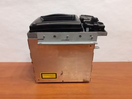 Mercedes-Benz S W220 Radio / CD/DVD atskaņotājs / navigācija 8638204781