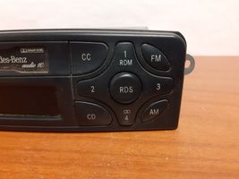 Mercedes-Benz Vito Viano W639 Unità principale autoradio/CD/DVD/GPS A2038201686