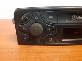 Mercedes-Benz Vito Viano W639 Unità principale autoradio/CD/DVD/GPS A2038201686