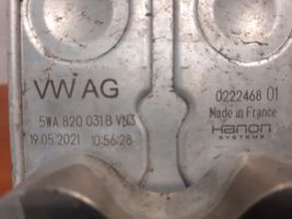 Audi A3 S3 8V Vase d'expansion / bouchon de réservoir de liquide de refroidissement 5WA820761