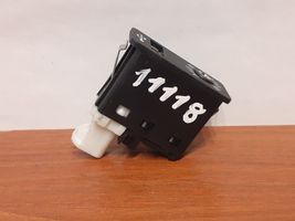 BMW X5 E70 Câble adaptateur AUX 11118