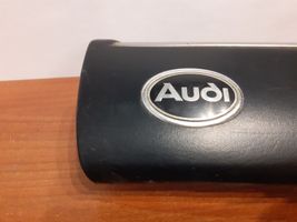 Audi 100 200 5000 C3 Moulure, baguette/bande protectrice d'aile 447853972