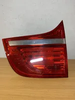 BMW X6 E71 Lampy tylnej klapy bagażnika 22421002