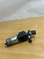 Mercedes-Benz E W124 Bomba auxiliar eléctrica de agua/refrigerador 0018352564