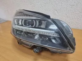 Mercedes-Benz CLS C218 X218 Lampa przednia A2188205061