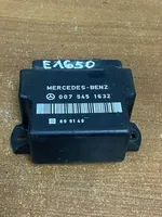 Mercedes-Benz E W124 Glow plug pre-heat relay 0075451632