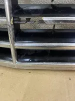 Mercedes-Benz C W203 Grille calandre supérieure de pare-chocs avant A2038800223