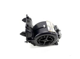 Mercedes-Benz C W203 Ventola riscaldamento/ventilatore abitacolo A2038300308