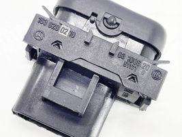 Mercedes-Benz ML W163 Interruptor de calefacción del asiento A1638200210