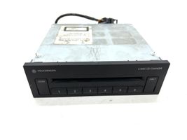 Volkswagen PASSAT B6 CD/DVD changer 3C0035110A