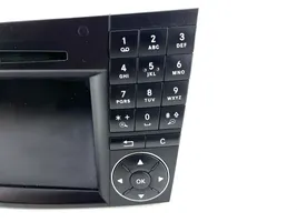 Mercedes-Benz CLS C219 Radio/CD/DVD/GPS-pääyksikkö A2198700194