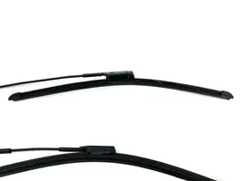 Volkswagen Golf VI Windshield/front glass wiper blade 101955410