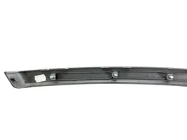 BMW 3 E90 E91 Barra di rivestimento della portiera anteriore 7121474